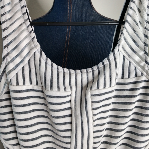 Bebe blouse - Picture 2 of 5